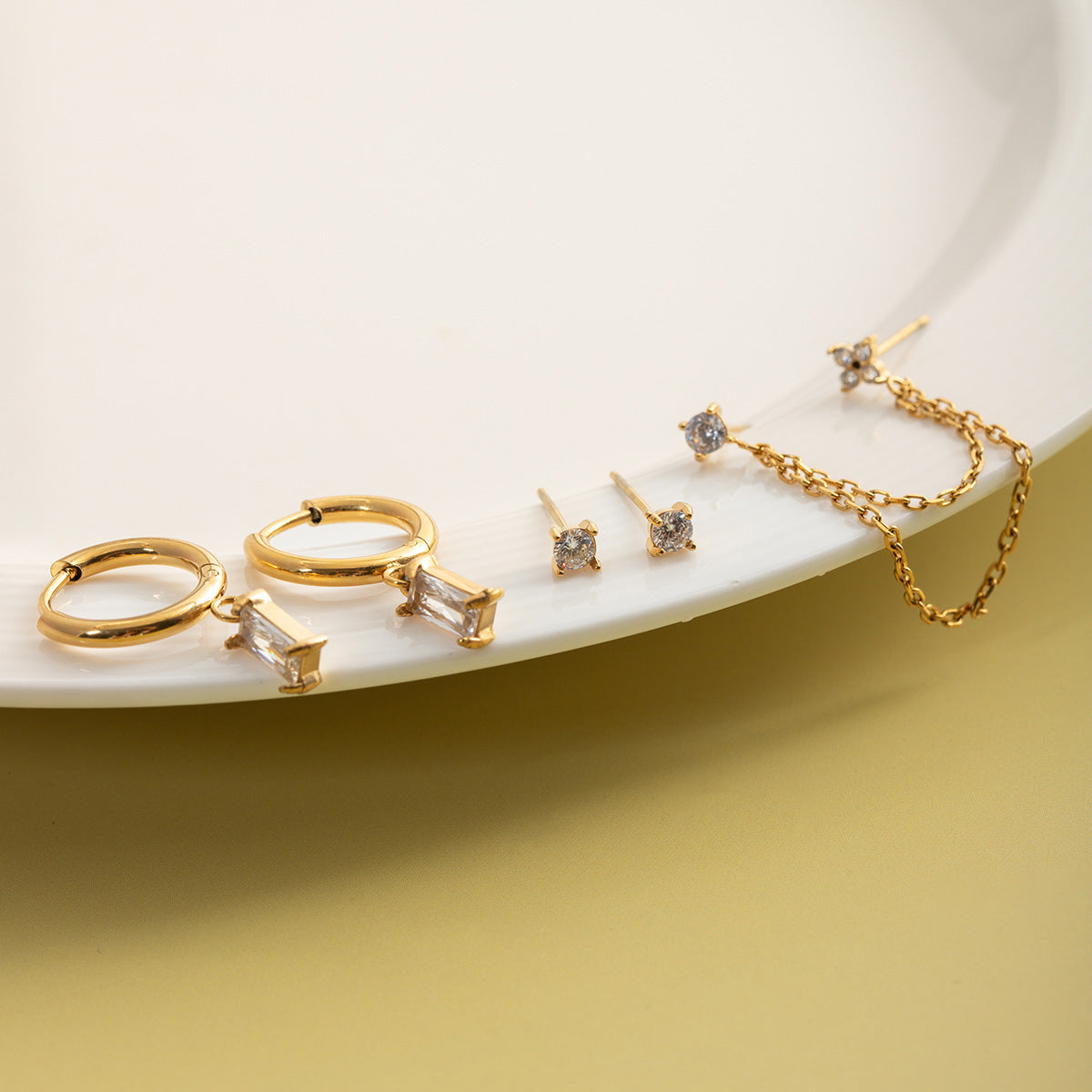 Earrings Light Luxury