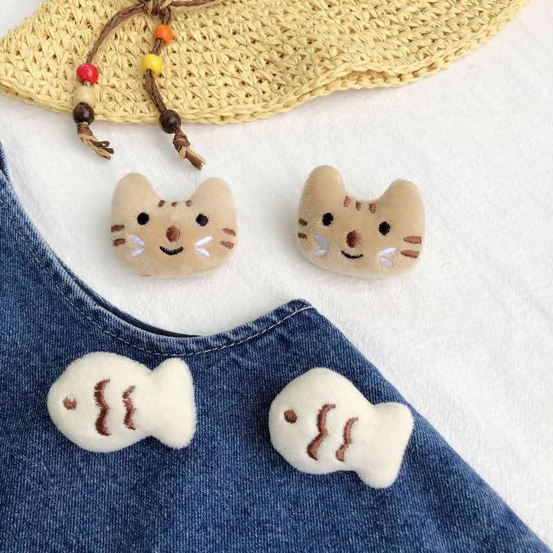 Cats & Fish Plush Brooch