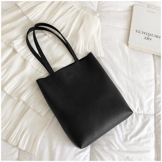 Large-Capacity Tote Bag