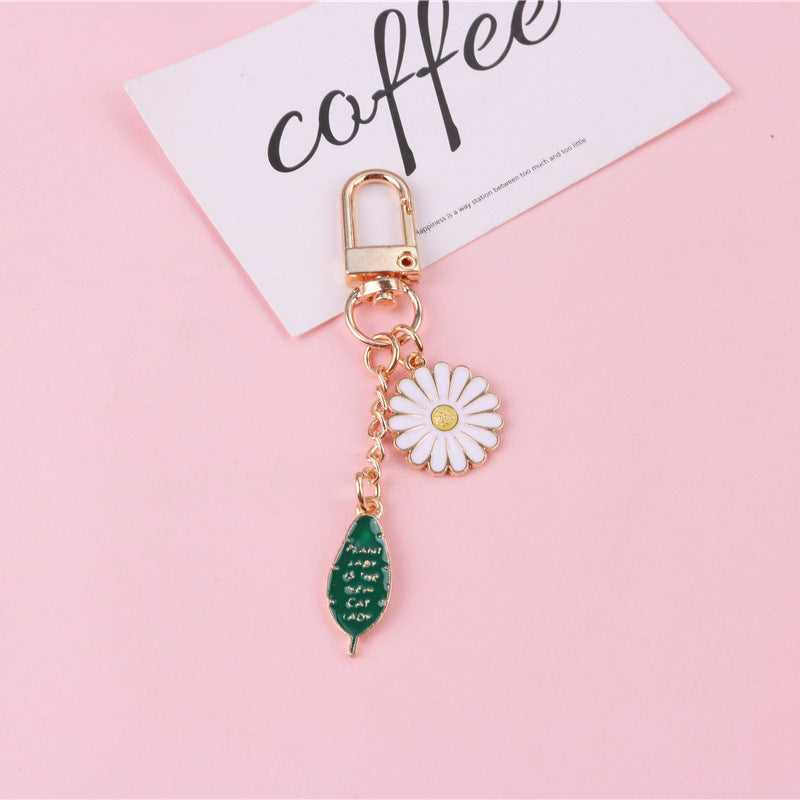Daisy Keychain With Bow