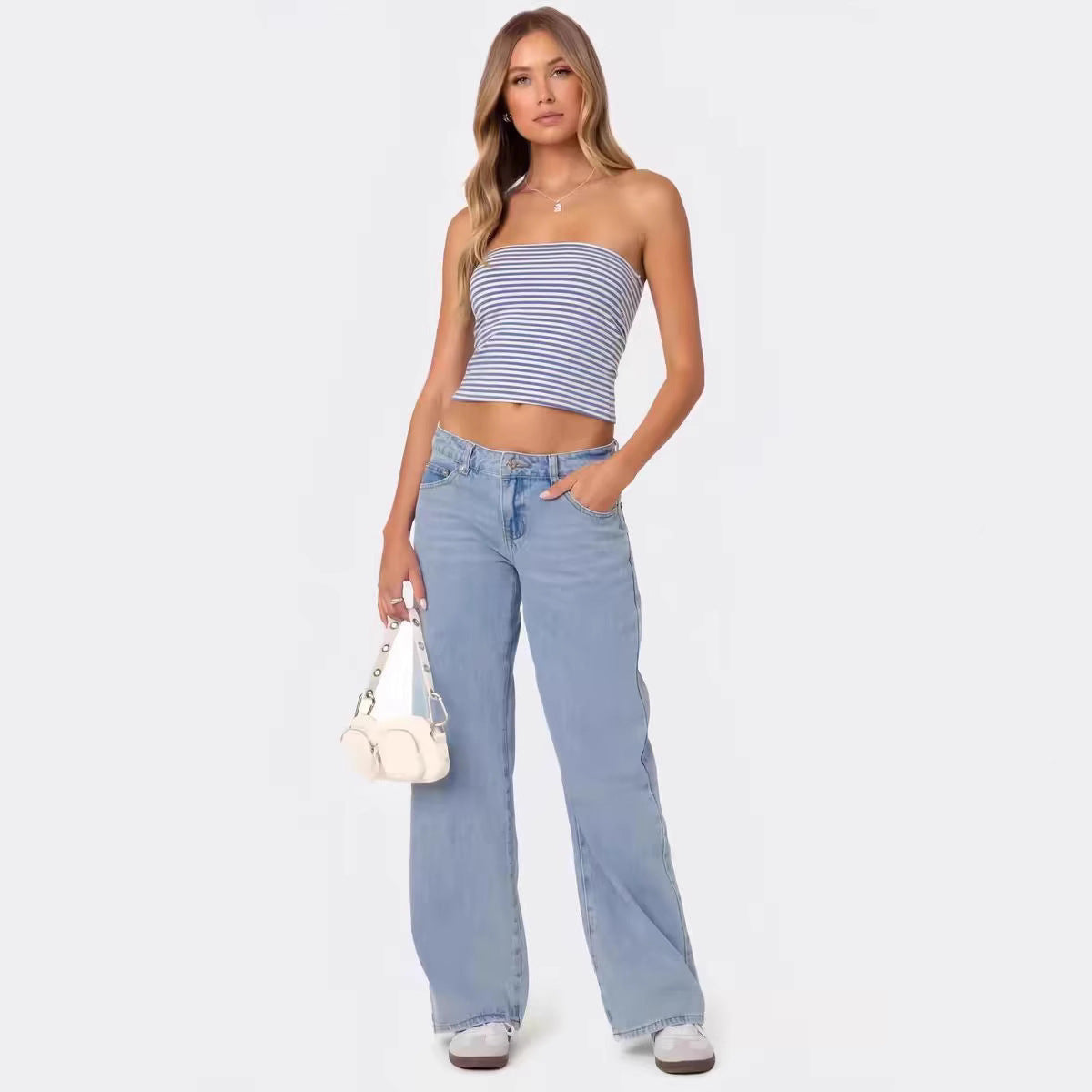 Low Waist Wide Leg Jeans