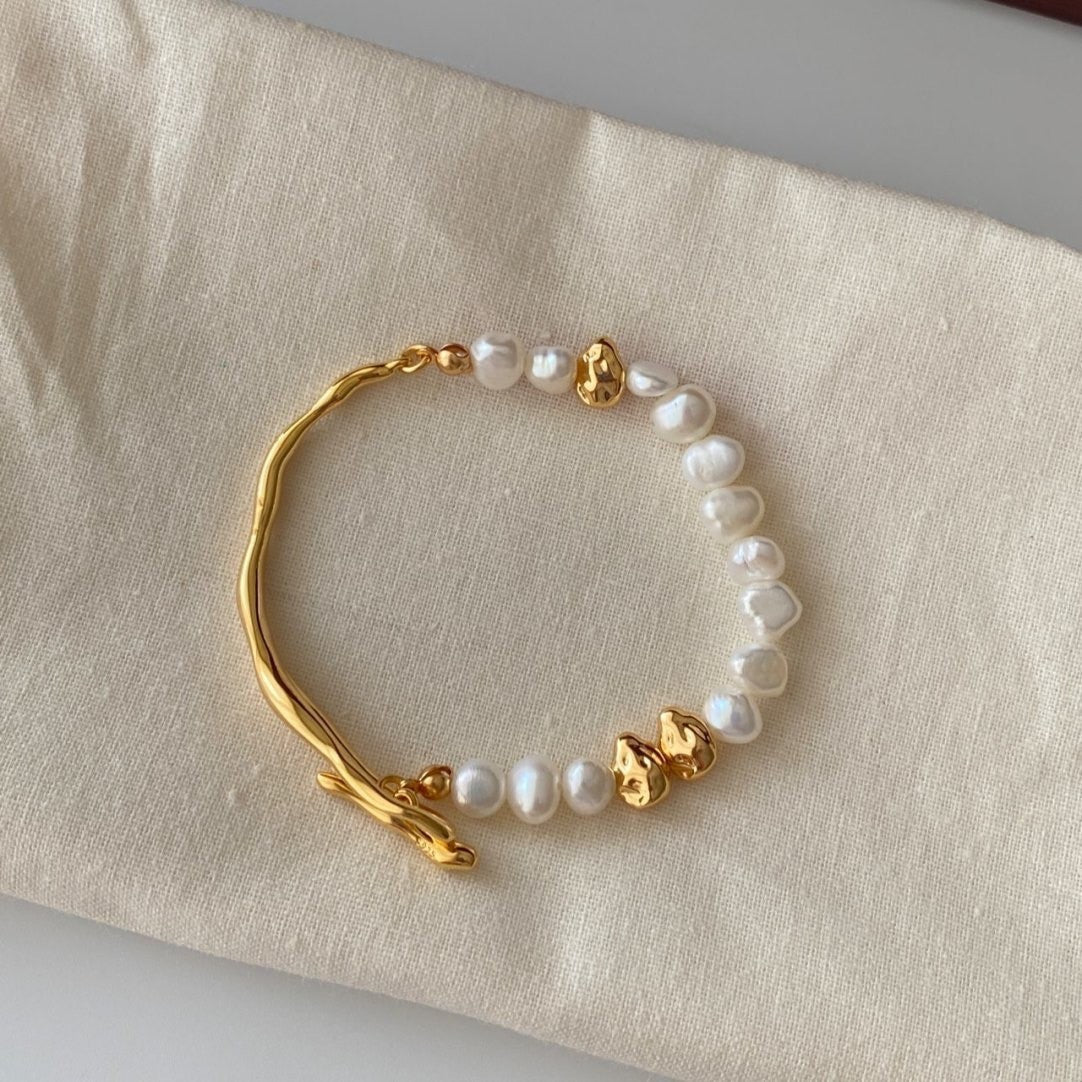 Gold & White Bracelet
