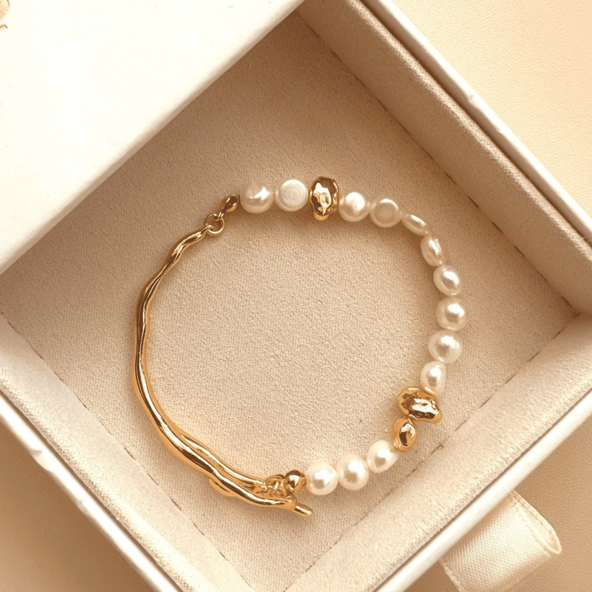 Gold & White Bracelet
